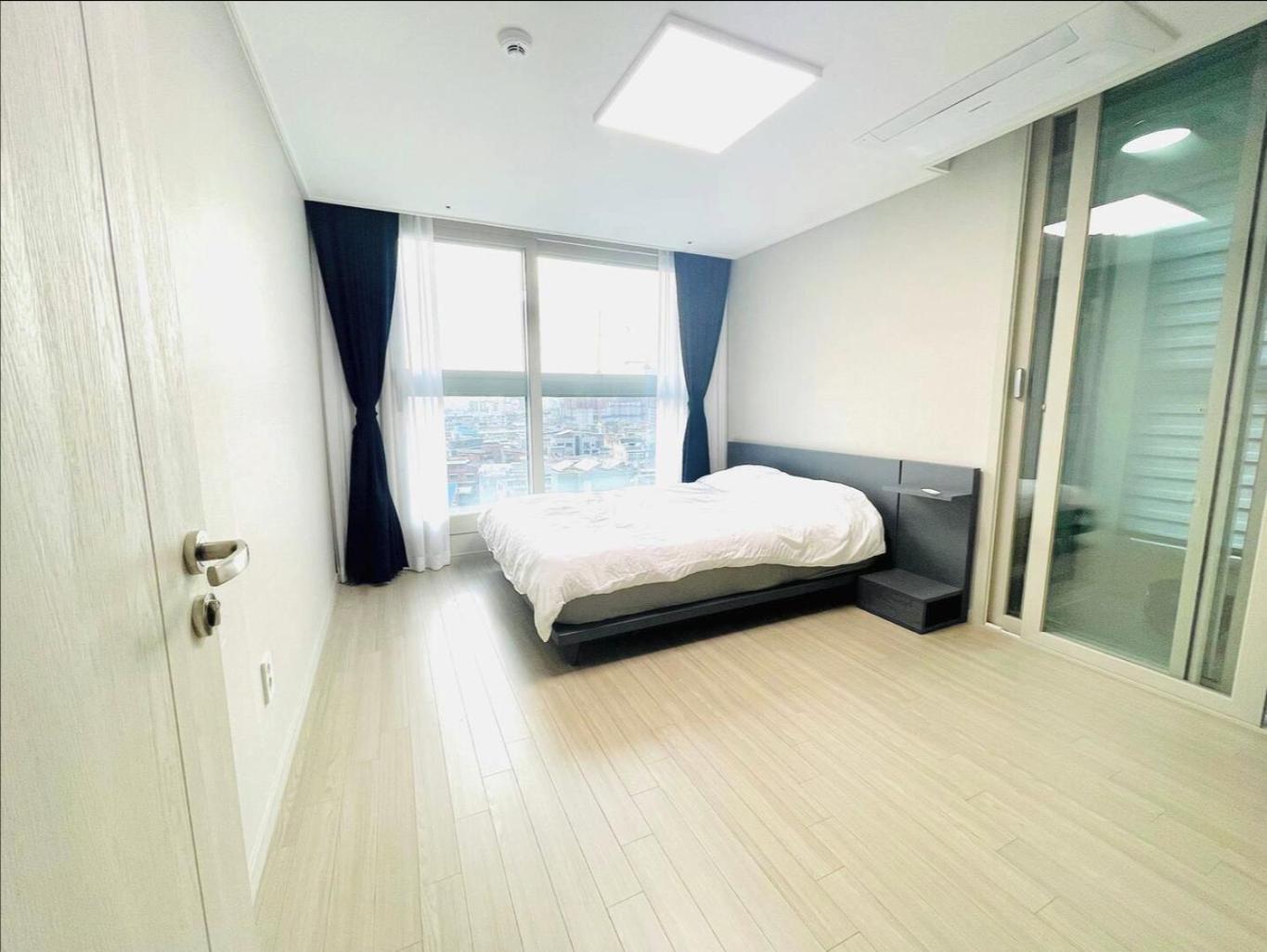 Hoban Apartment, Konkuk Univ Station Apartment *