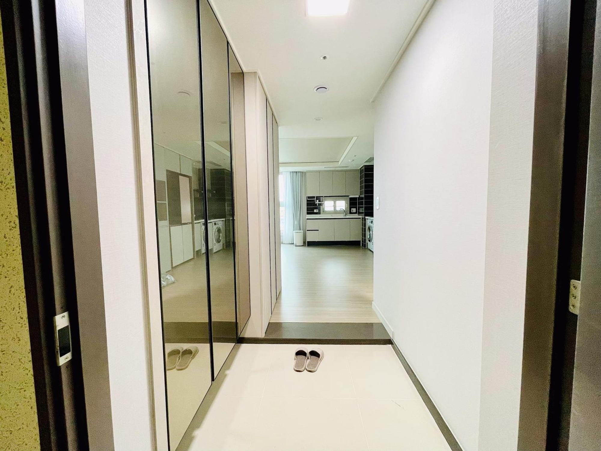 Hoban Apartment, Konkuk Univ Station Apartment